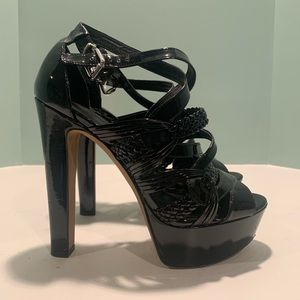 Jessica Simpson black patent platform sandals
